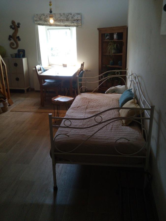 Celinie'S Guest House Gerin Zewnętrze zdjęcie